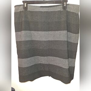 Tahari Womans Striped Straight Skirt Size 16